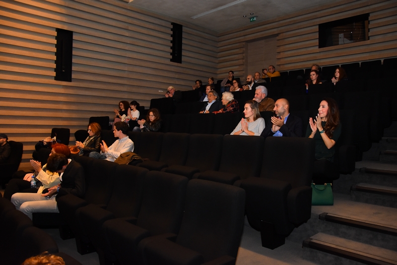 Swiss Art Talks: Daniel Schwartz  While the Fires Burn